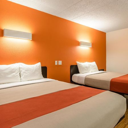 Motel 6-York, Ne Eksteriør bilde