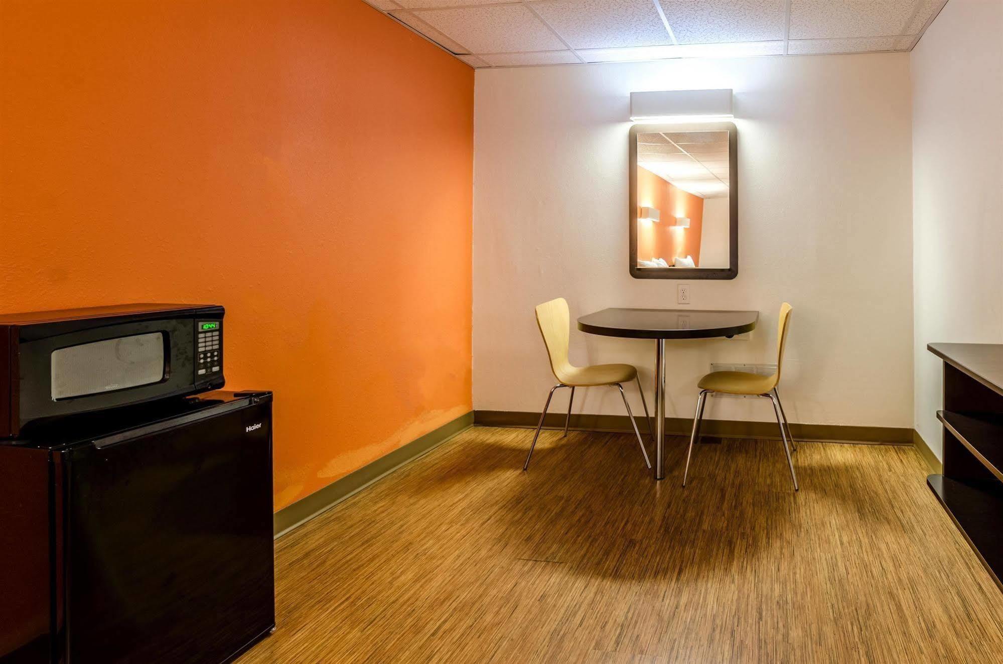 Motel 6-York, Ne Eksteriør bilde